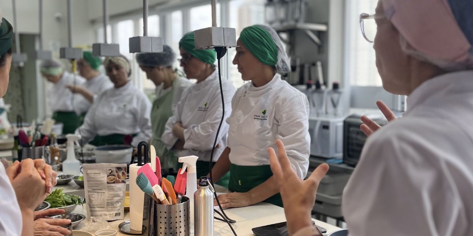 Cozinha da Escola Fran Tonello, na Vila Olímpia